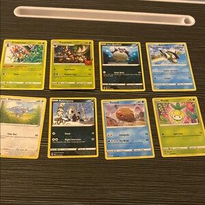 Pokemon Trading Cards Set of 8